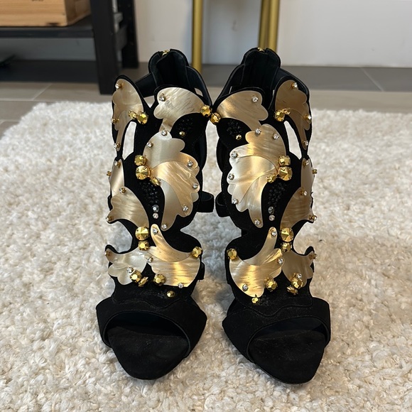 Giuseppe Zanotti Shoes - Giuseppe Zanotti Black and Gold Embellished Cutout Sandals